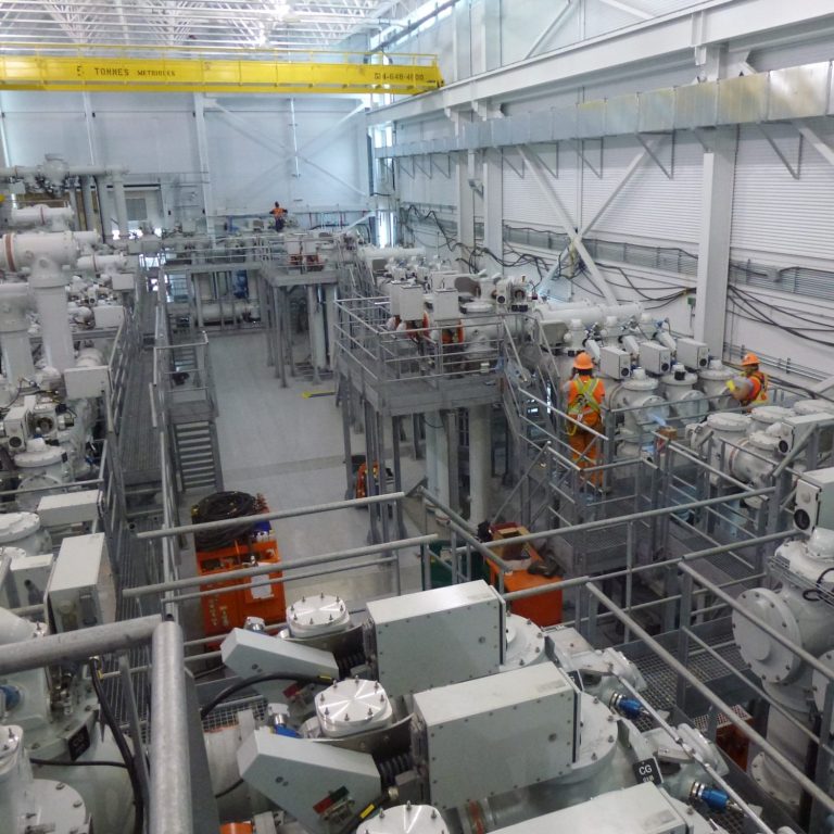 Exploitation d'un poste sous enveloppe métallique 315kV (Canada)